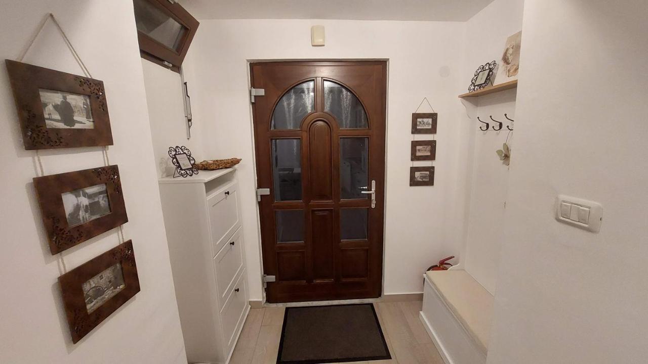 Apartma Rizana Dekani Екстер'єр фото
